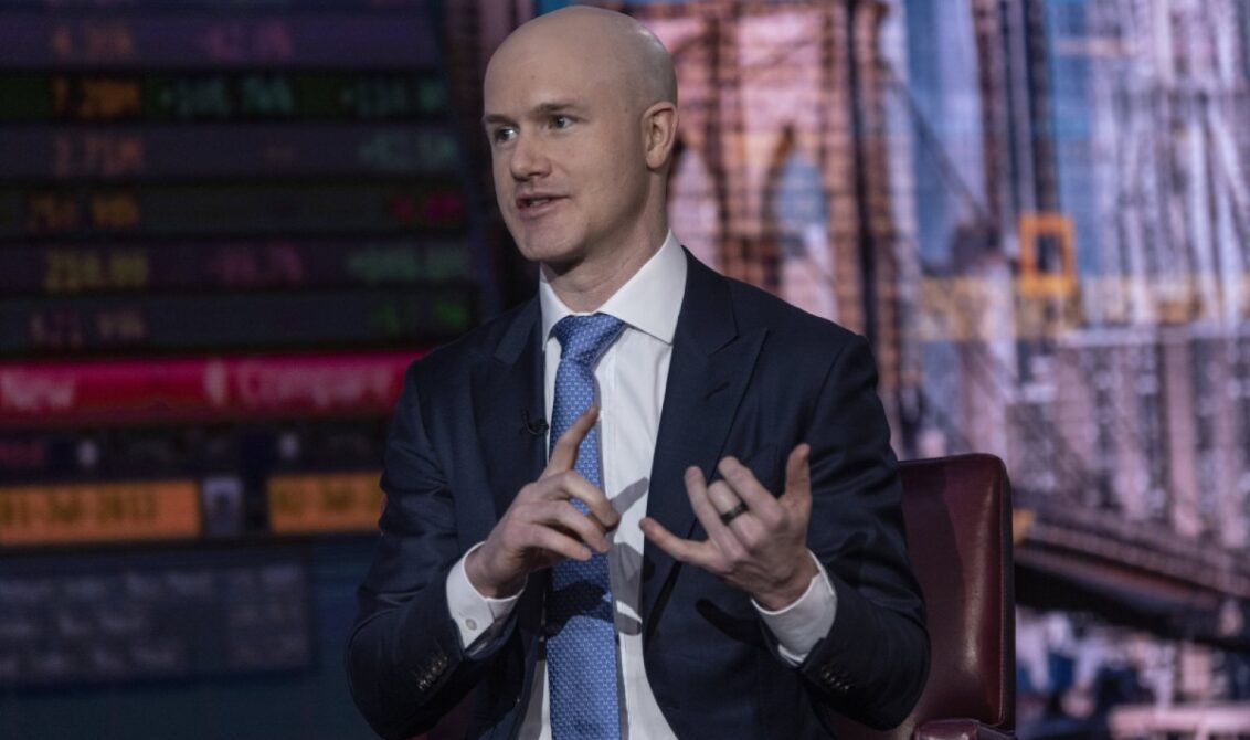 Coinbase CEO’su Armstrong: SEC, “Tüm altcoin’leri kaldırın” dedi